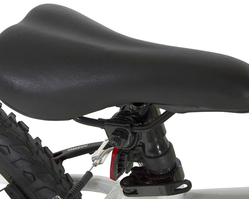 Dynacraft Throttle 20 Inch Kids Bike - White